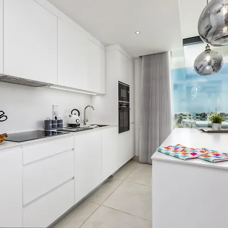 公寓 Vivi Homes -ivy - Sea View - Outside Kitchen Bbq - Pool *