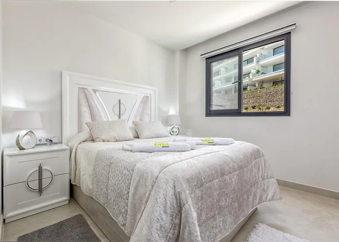 Vivi Homes -ivy Sea View, Bbq & Pool