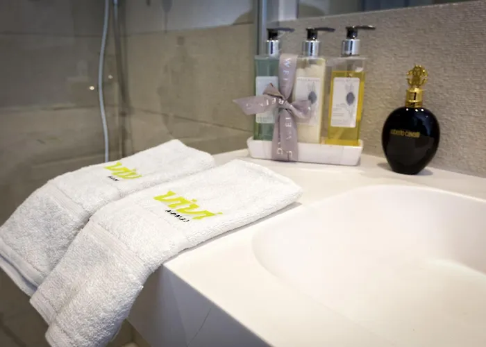 Vivi Homes - Ivy Pool, Terrace, Golf & Sea View Apartment Fuengirola