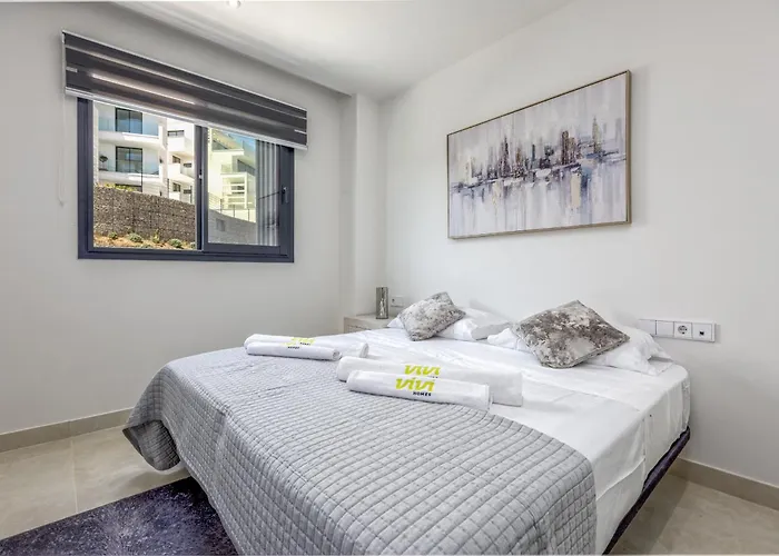 Vivi Homes - Ivy Pool, Terrace, Golf & Sea View Fuengirola